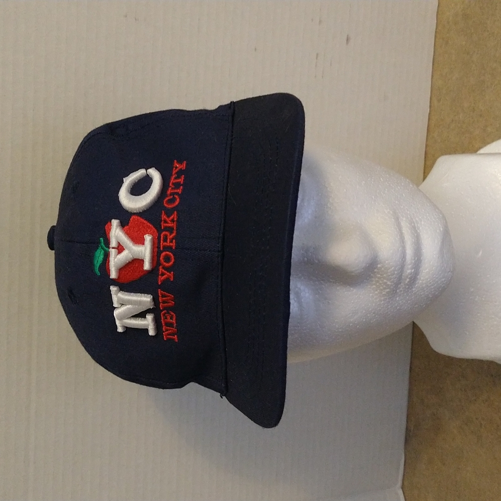 NWOT. New York City baseball cap. Unisex.